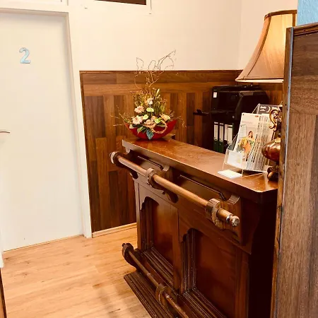 Gasthaus Zur Eule 3* Colonia