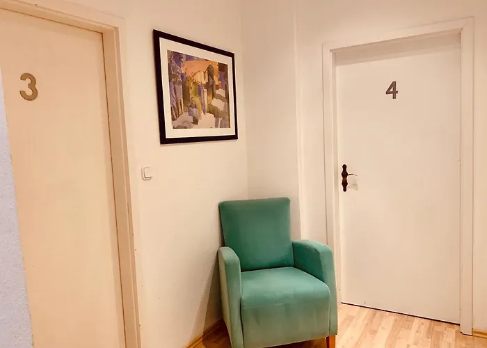 Gasthaus Zur Eule 호텔 쾰른