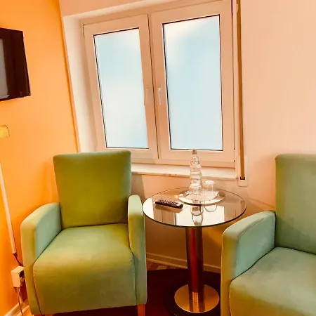 Gasthaus Zur Eule Hotel Kolonia